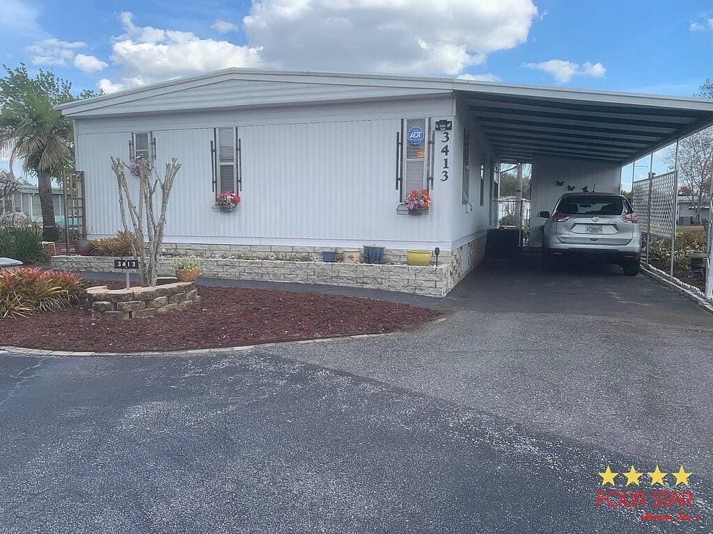 Manufactured home in Orlando, FL 32839