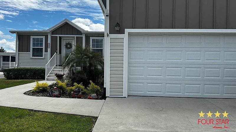 Manufactured home in Zephyrhills, FL 33541