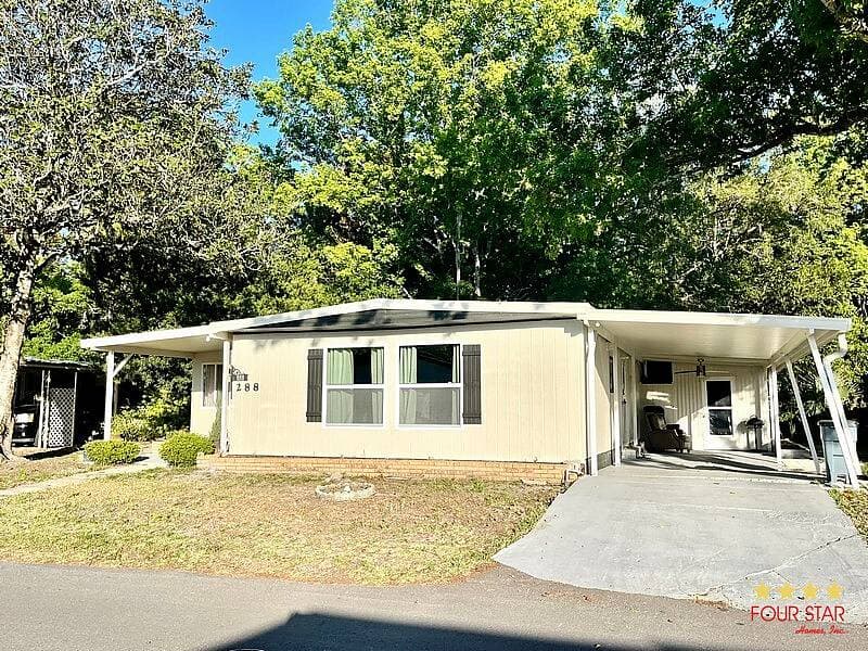 Manufactured home in Winter Springs, FL 32708