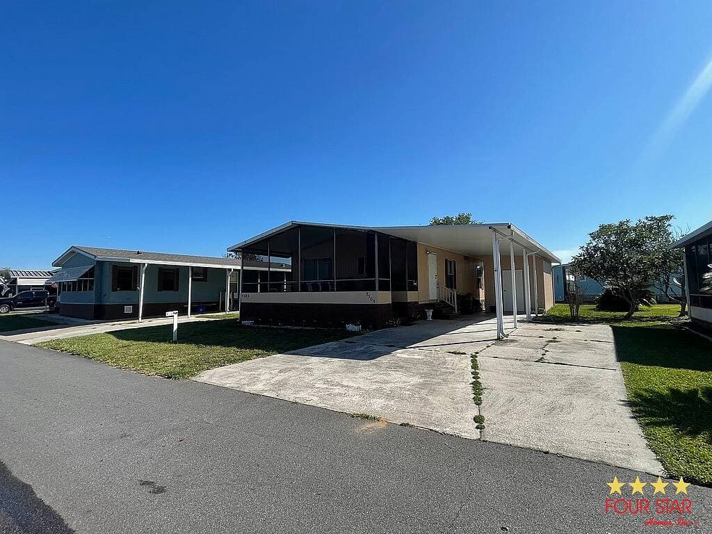 Manufactured home in Orlando, FL 32822