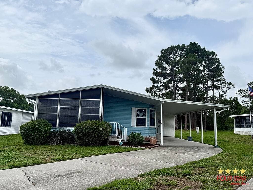 Manufactured home in Oviedo, FL 32765