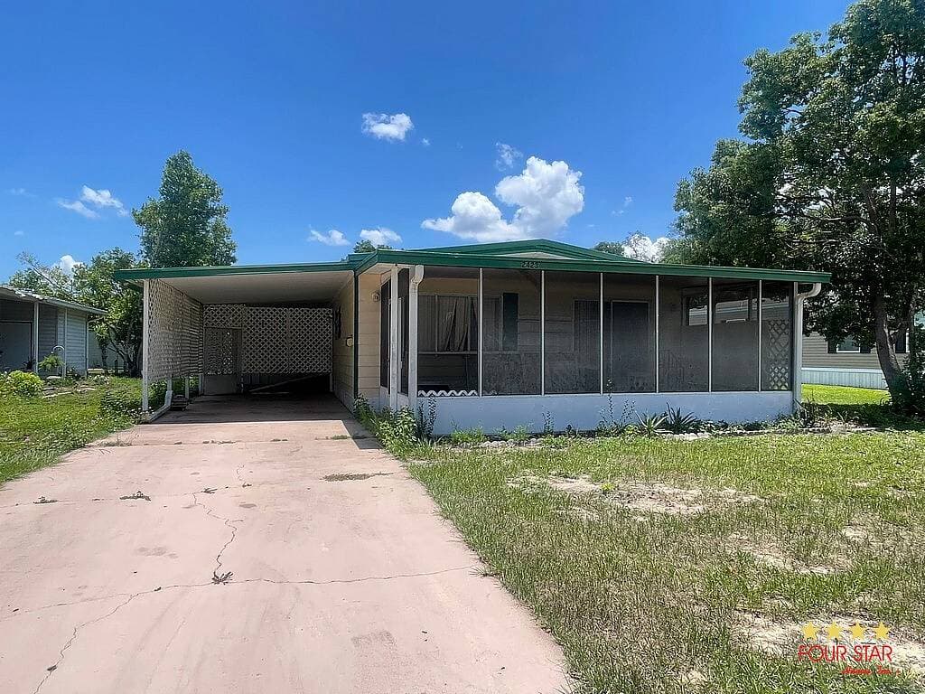 Manufactured home in Orlando, FL 32818