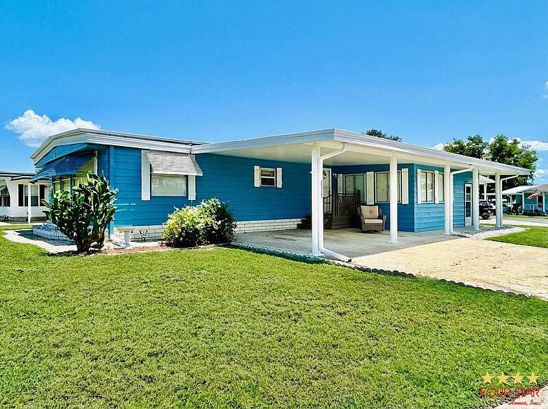 Manufactured home in Leesburg, FL 34748