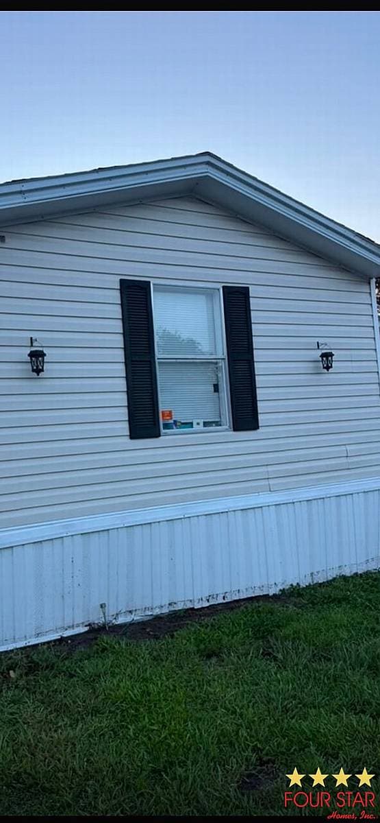 Manufactured home in Orlando, FL 32835