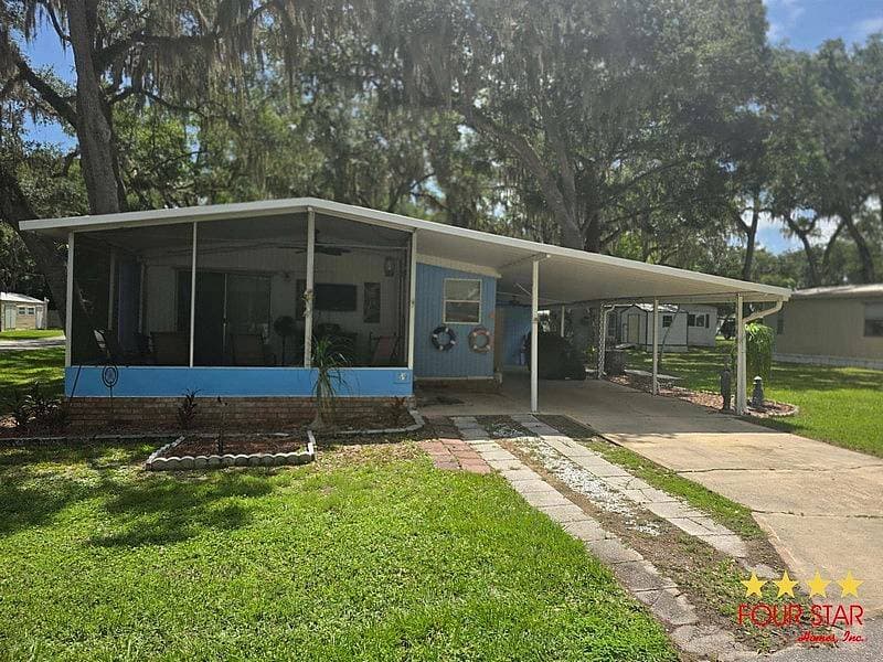 Manufactured home in Leesburg, FL 34788