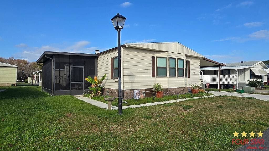 Manufactured home in Orlando, FL 32822