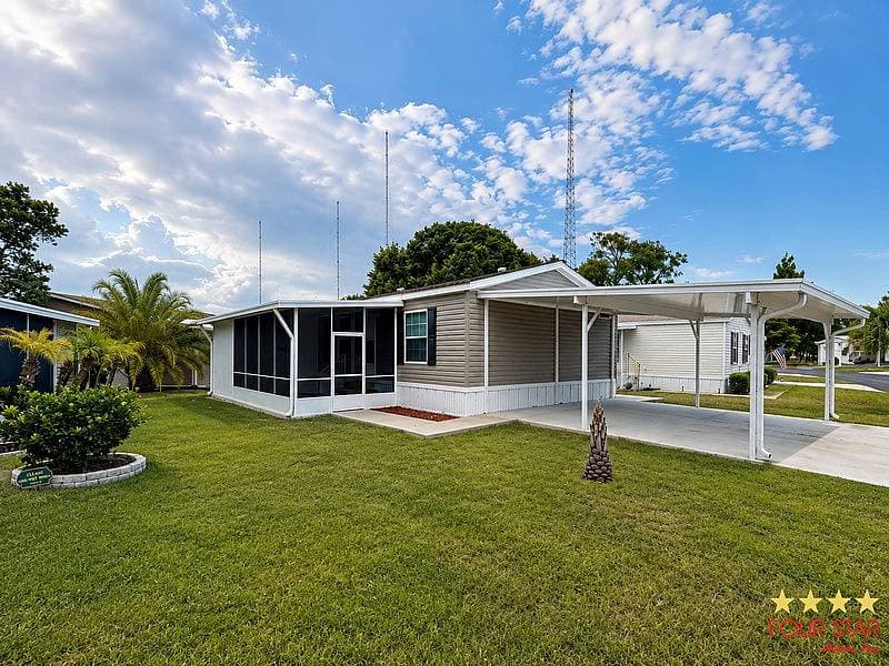 Manufactured home in Ormond Beach, FL 32174