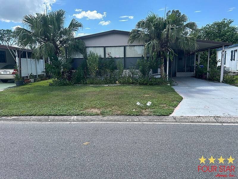 Manufactured home in Vero Beach, FL 32966