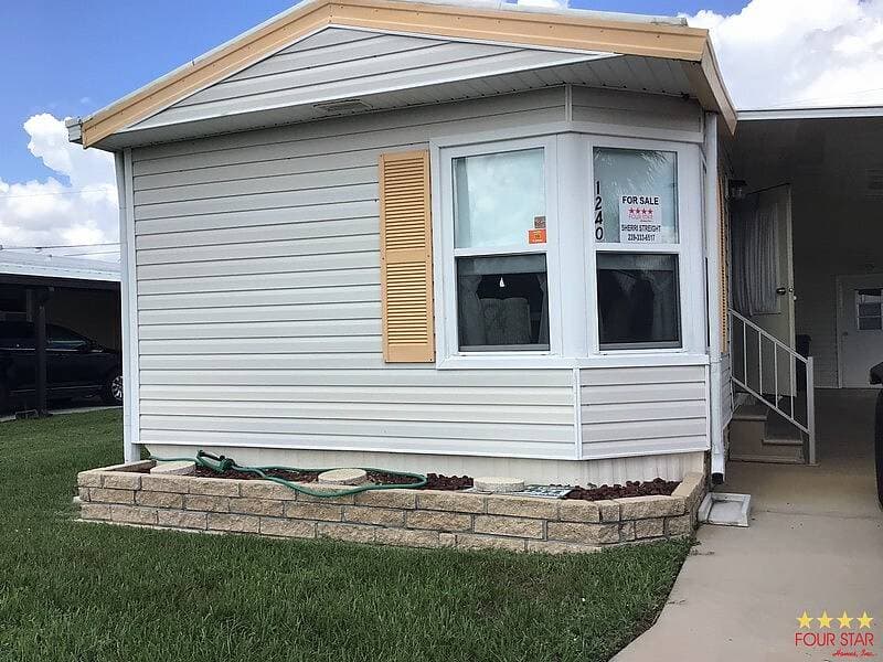 Manufactured home in Avon Park, FL 33825