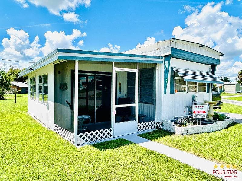 Manufactured home in Leesburg, FL 34788