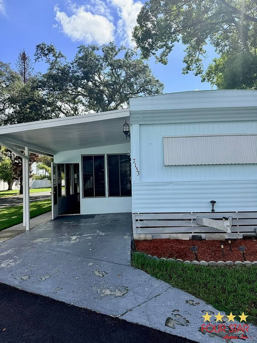 Manufactured home in Orlando, FL 32818