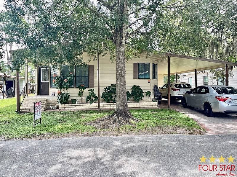 Manufactured home in Kissimmee, FL 34746