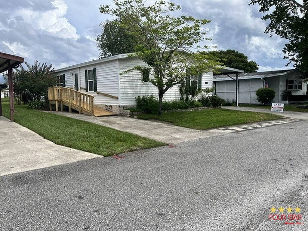 Manufactured home in Orlando, FL 32826