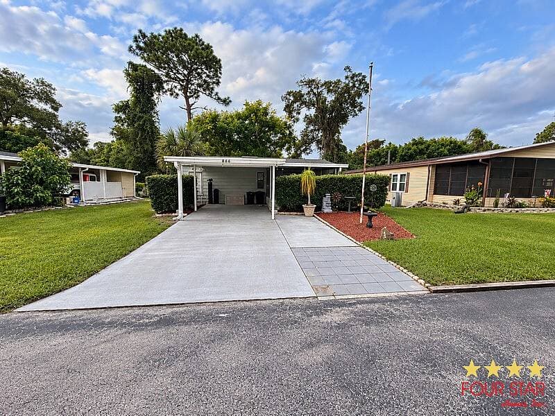 Manufactured home in Orange City, FL 32763