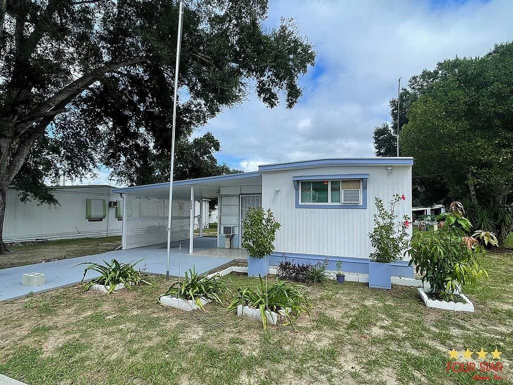 Manufactured home in Orlando, FL 32818