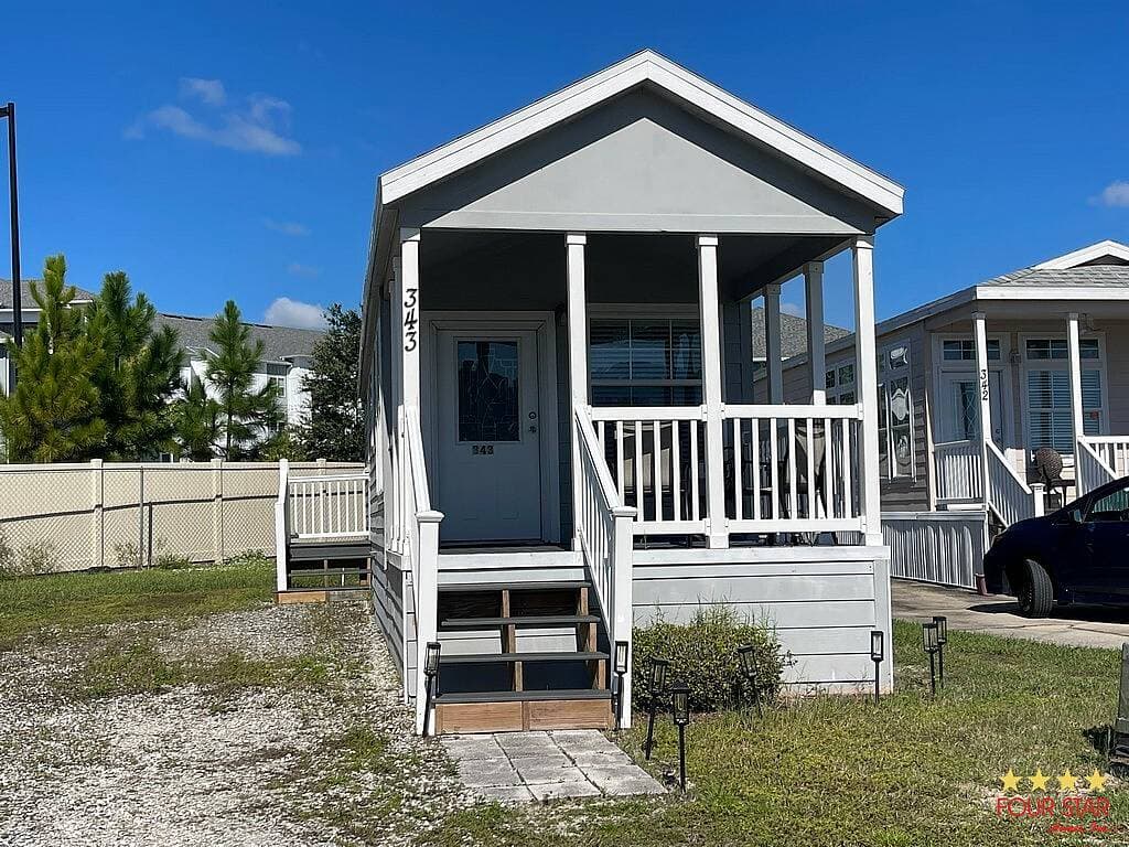 Manufactured home in Clermont, FL 34714