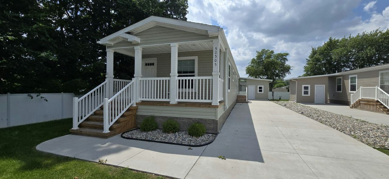 Manufactured home in Chesterfield, MI 48051