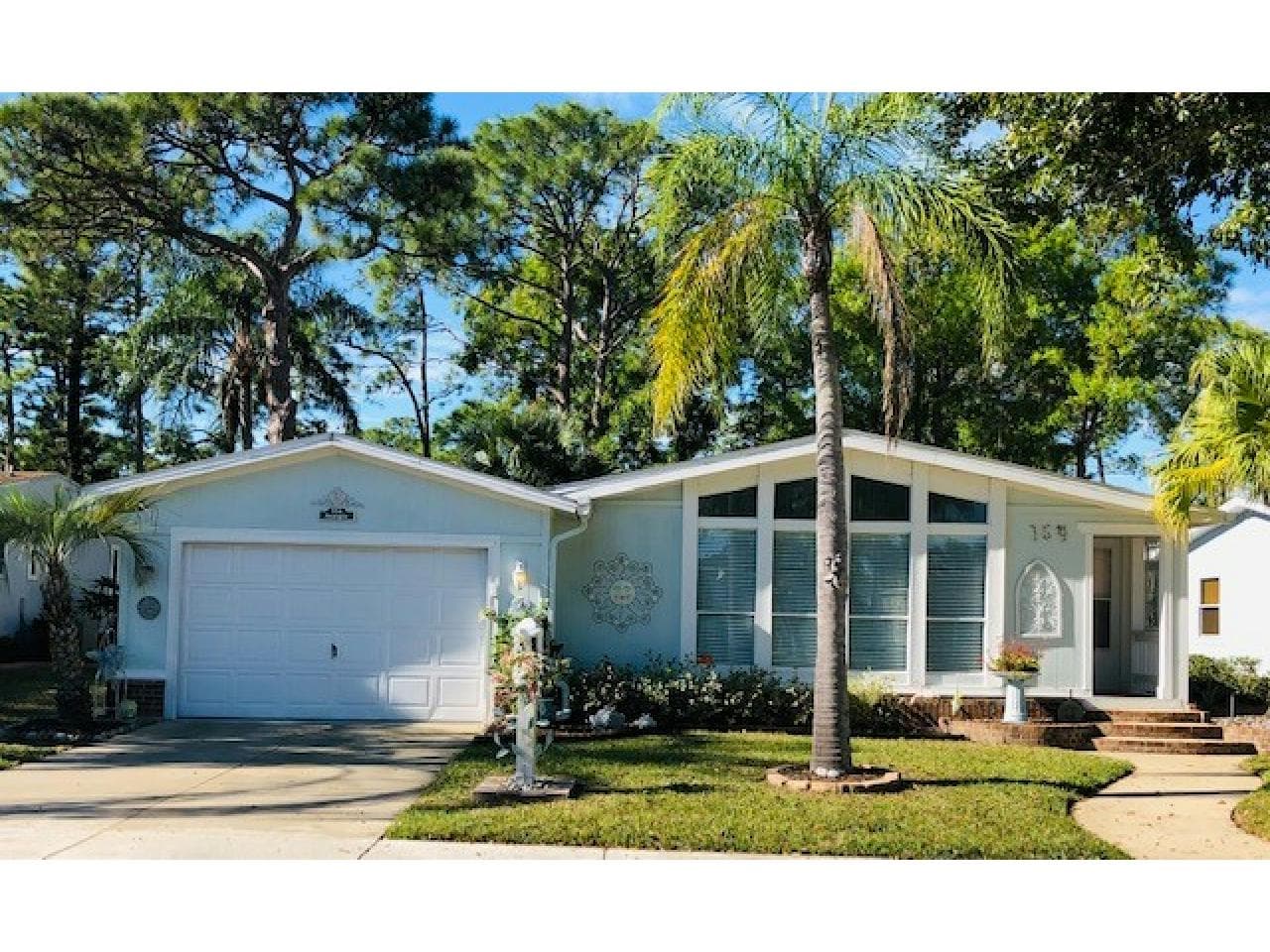 Manufactured home in N. Fort Myers, FL 33903