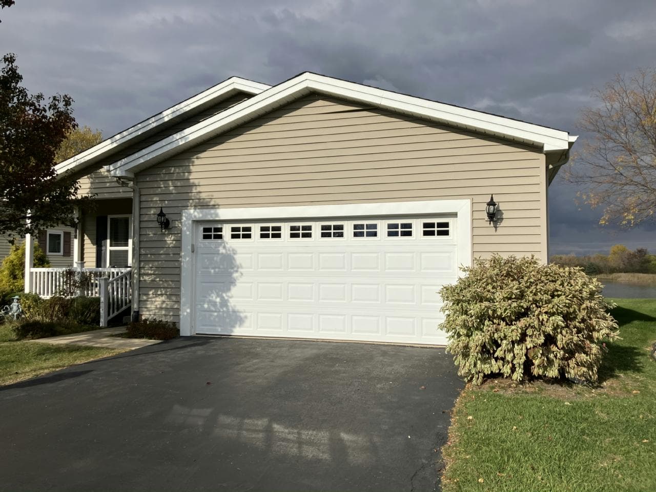 Manufactured home in Grayslake, IL 60030