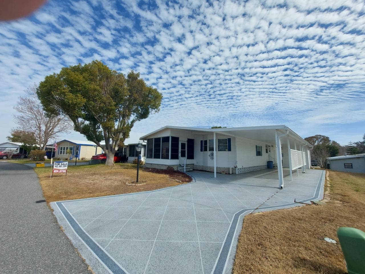 Manufactured home in Leesburg, FL 34788