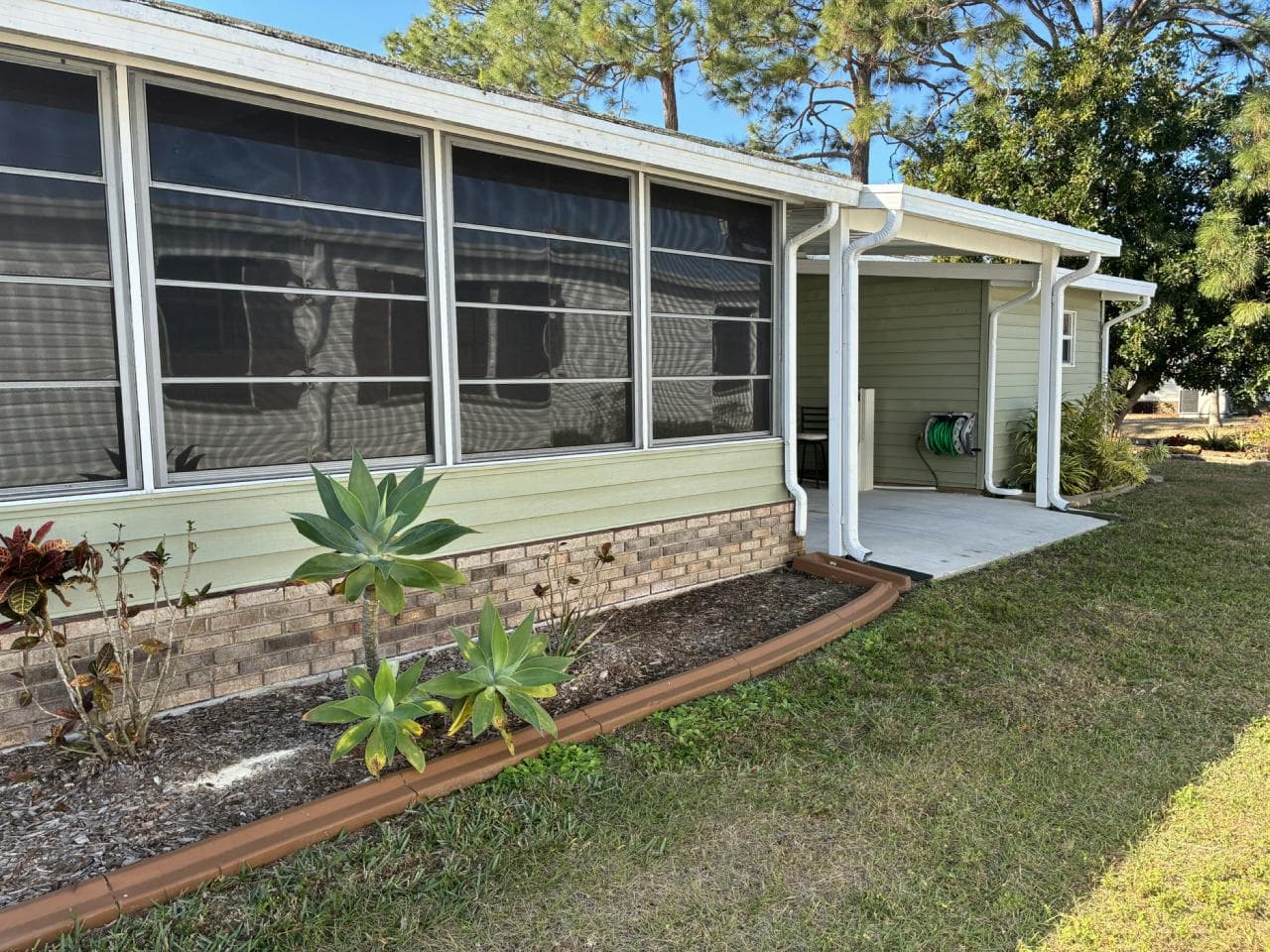 Manufactured home in N. Fort Myers, FL 33903