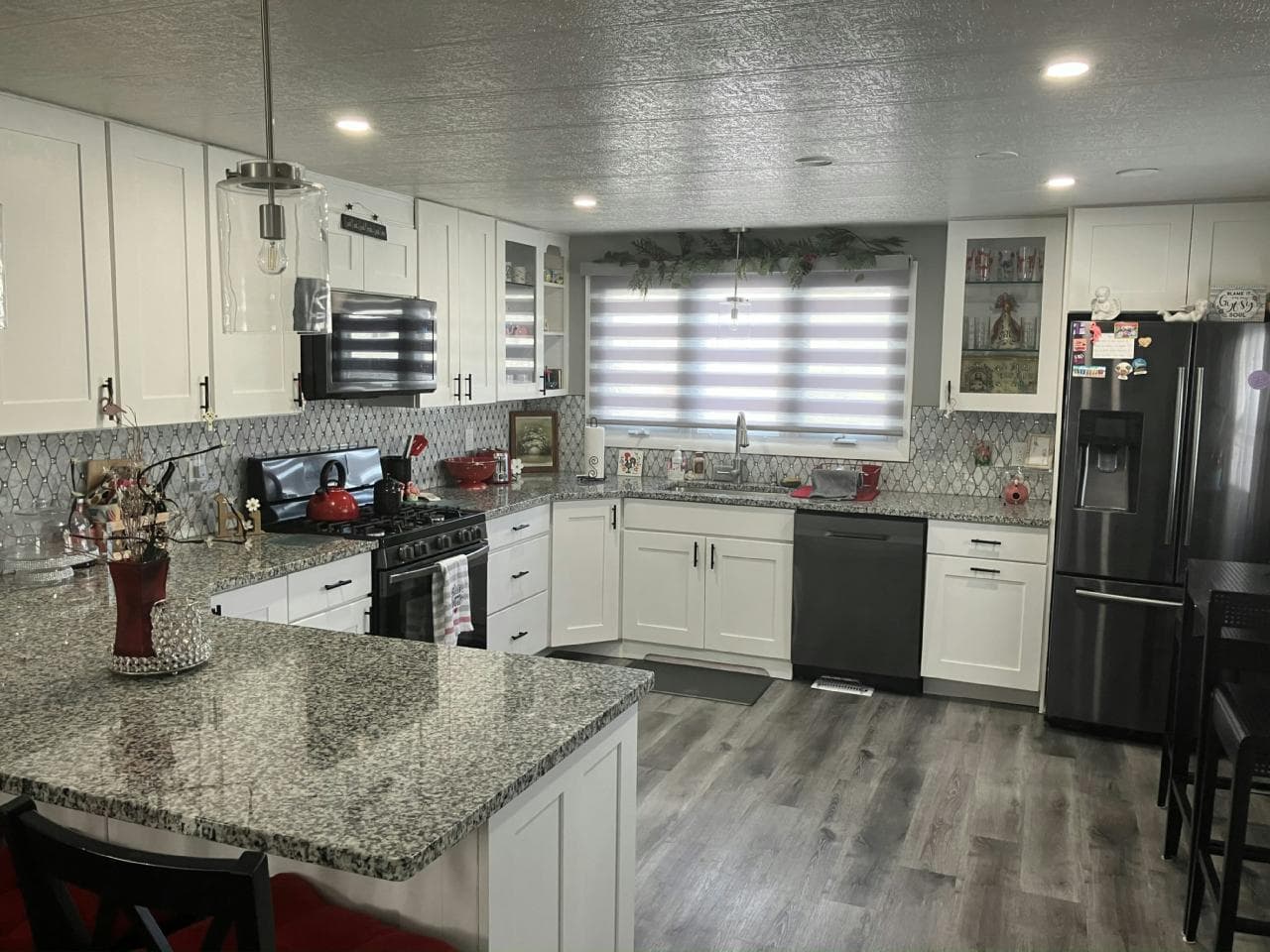 Manufactured home in Spotswood, NJ 08884