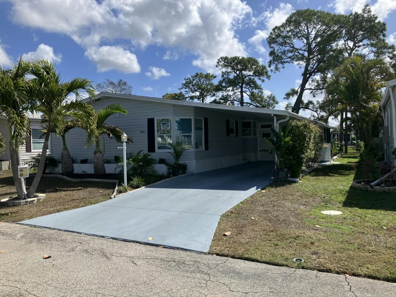 Manufactured home in Naples, FL 34110