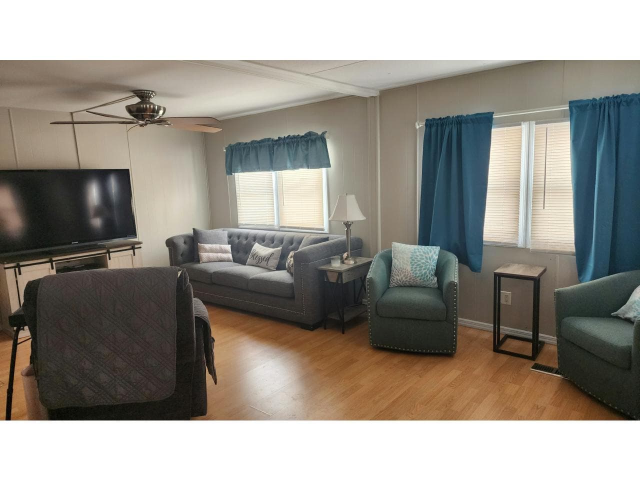 Manufactured home in Calverton, NY 11933