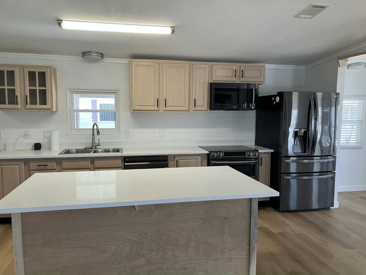 Manufactured home in Bonita Springs, FL 34135
