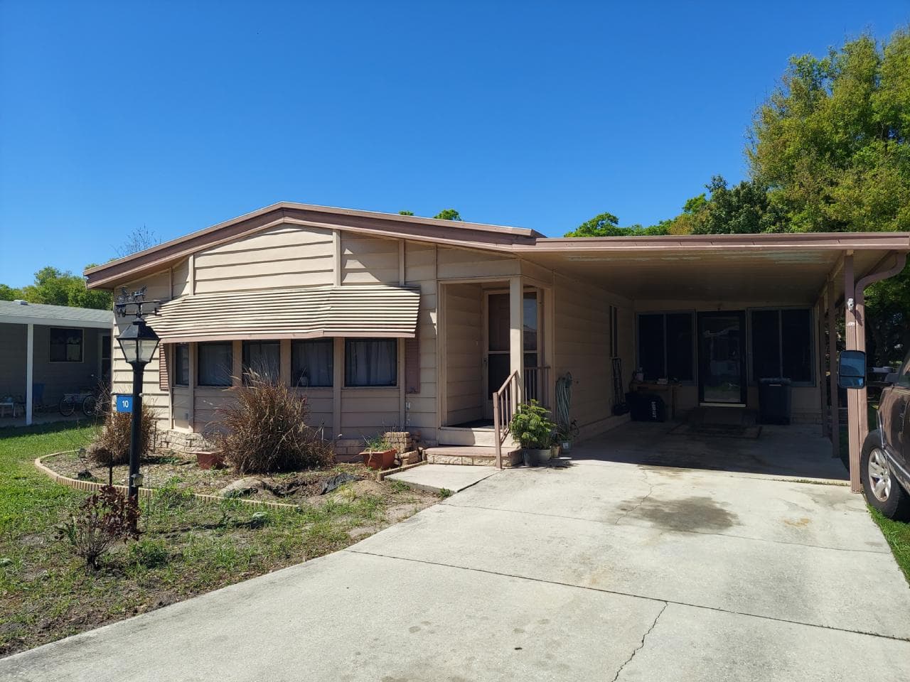 Manufactured home in Leesburg, FL 34788