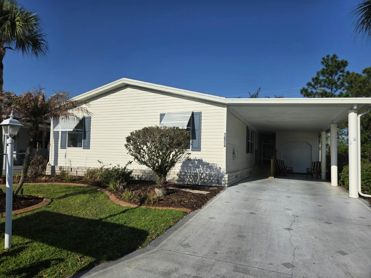 Manufactured home in Sebring, FL 33872