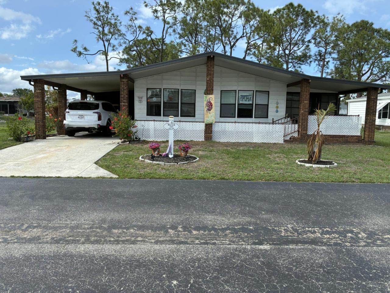 Manufactured home in N. Fort Myers, FL 33903