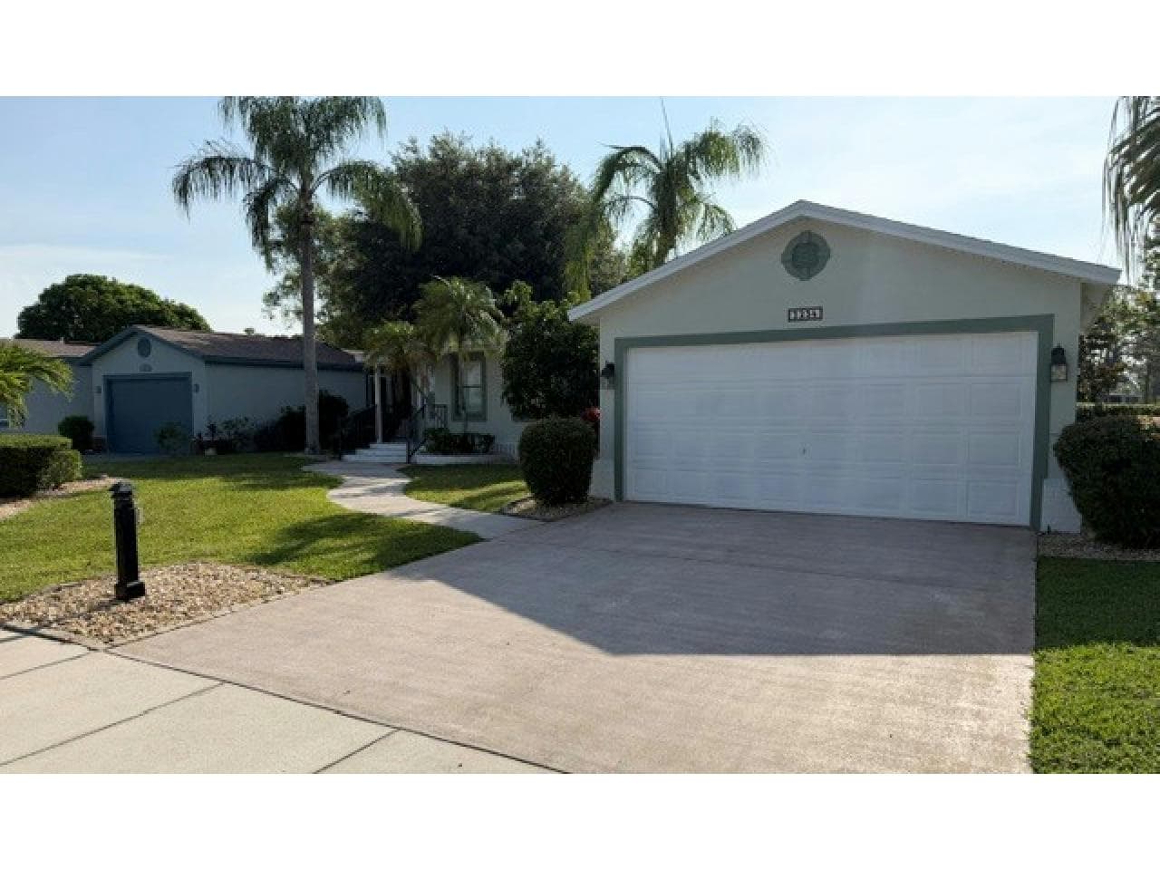 Manufactured home in N. Fort Myers, FL 33903