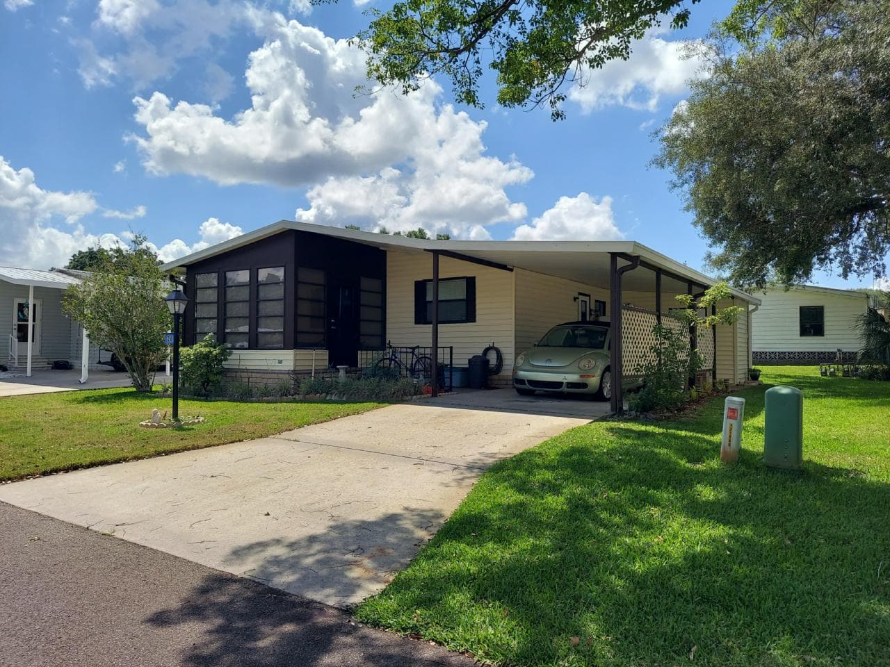 Manufactured home in Leesburg, FL 34788