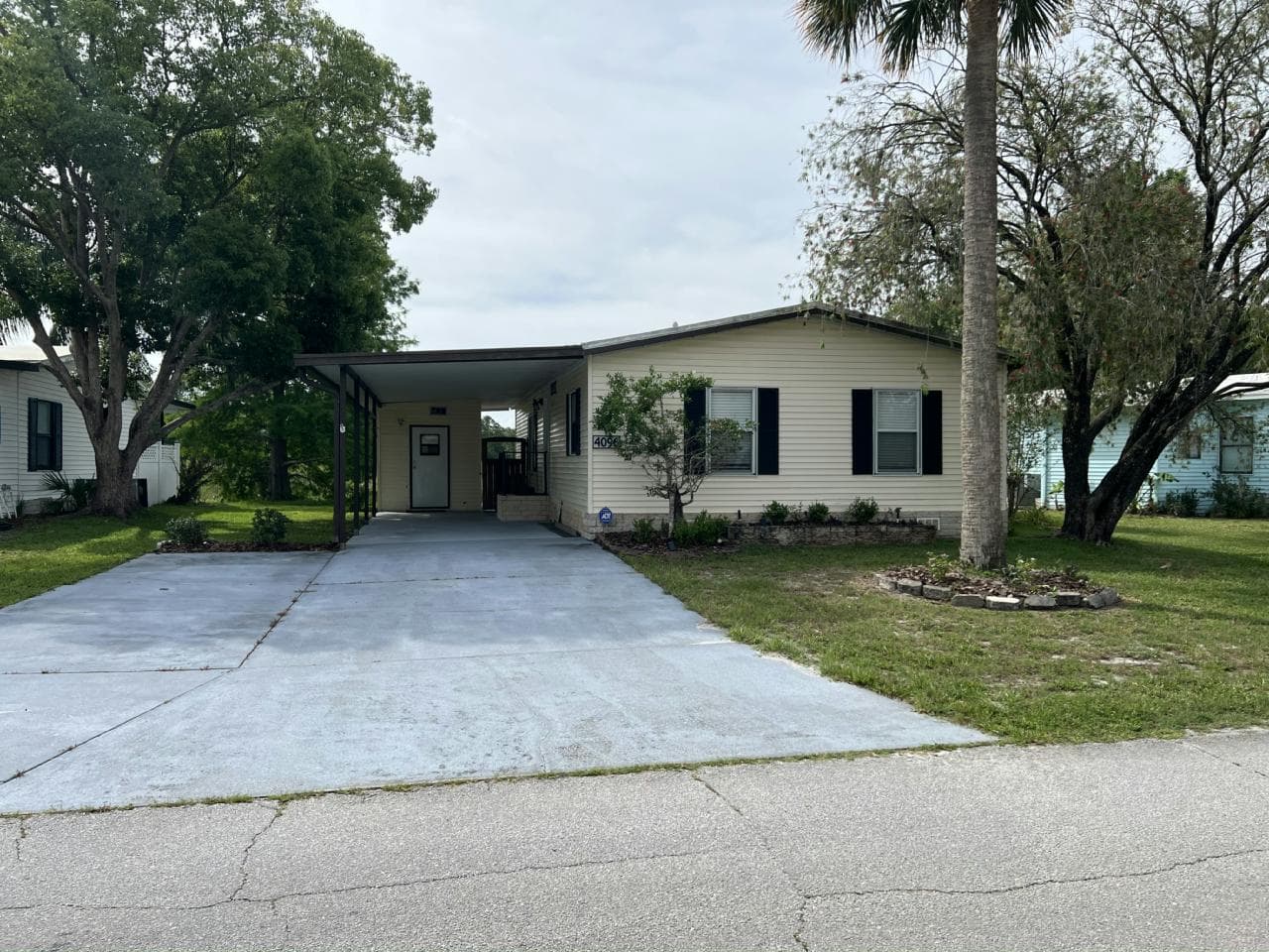 Manufactured home in Oviedo, FL 32765