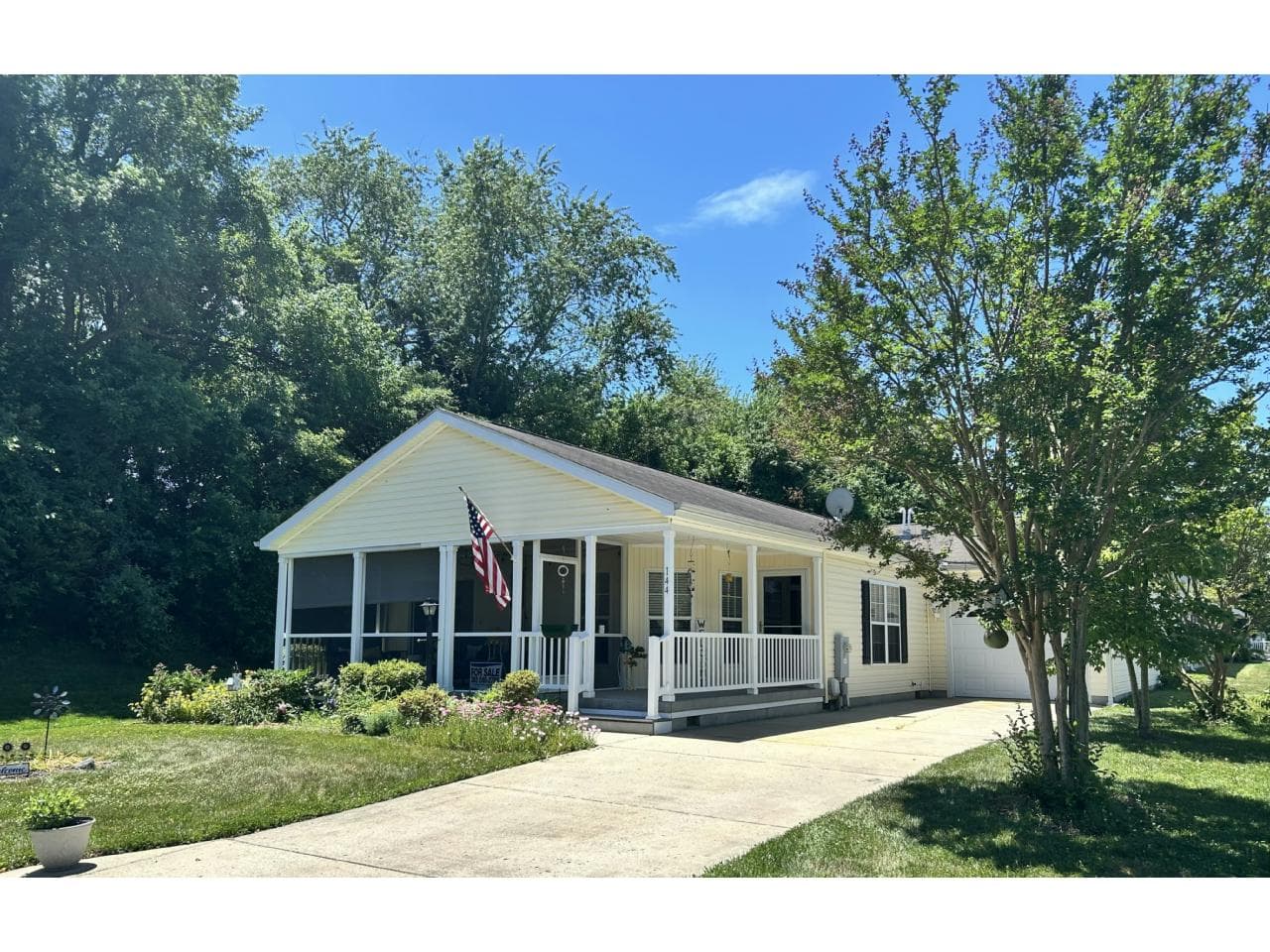 Manufactured home in Camden, DE 19934