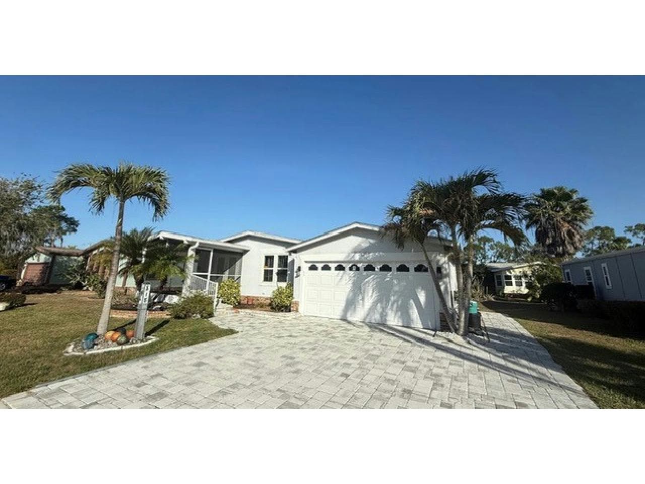 Manufactured home in N. Fort Myers, FL 33903