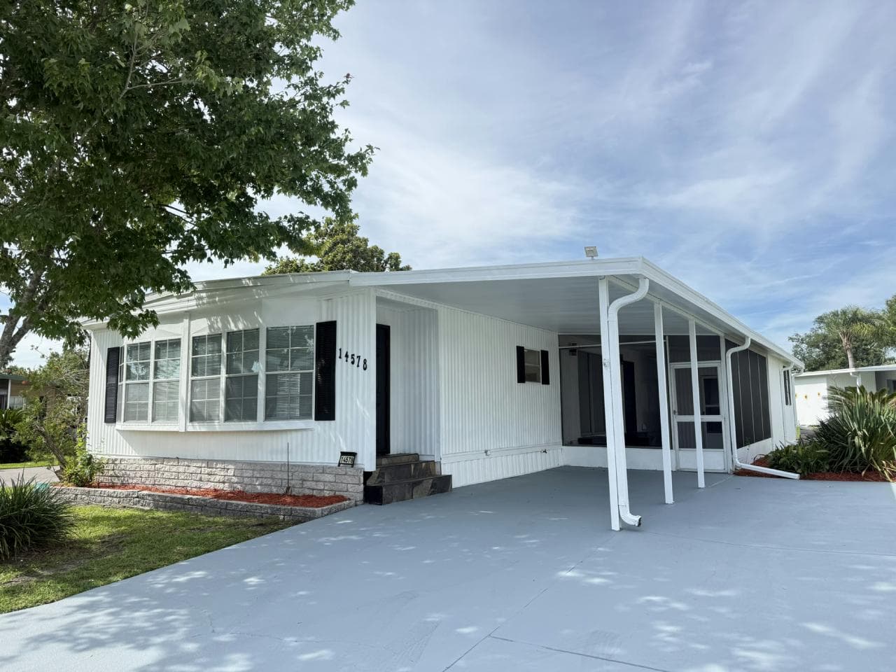 Manufactured home in Orlando, FL 32826