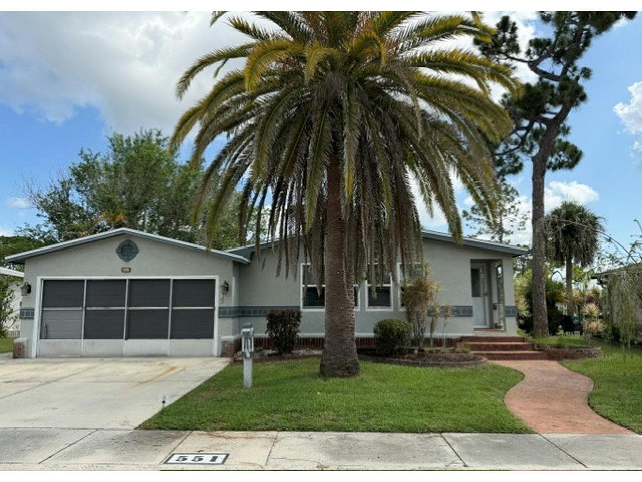 Manufactured home in N. Fort Myers, FL 33903