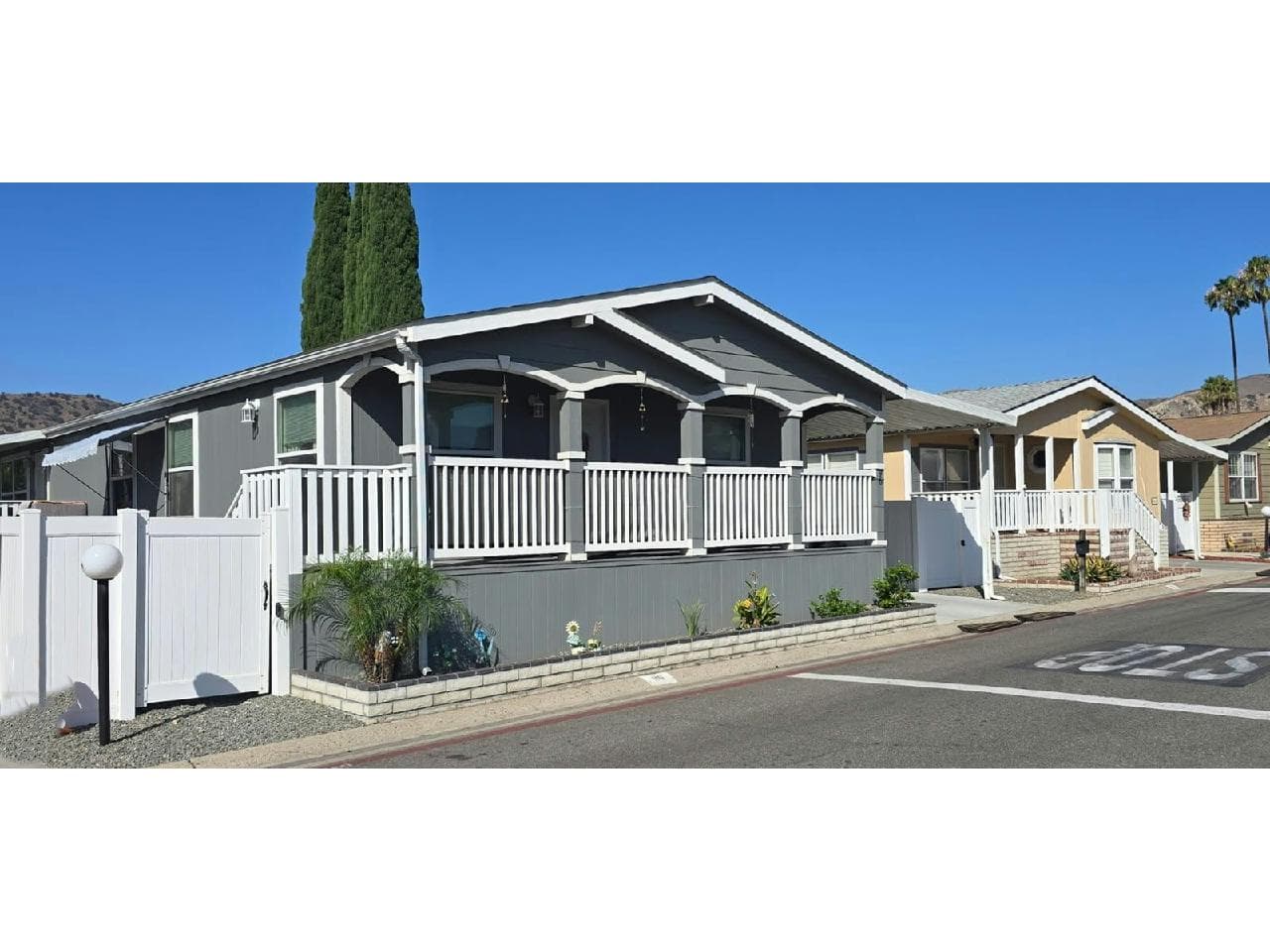 Manufactured home in Corona, CA 92878