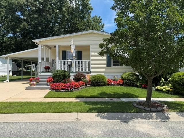 Manufactured home in Vineland, NJ 08361