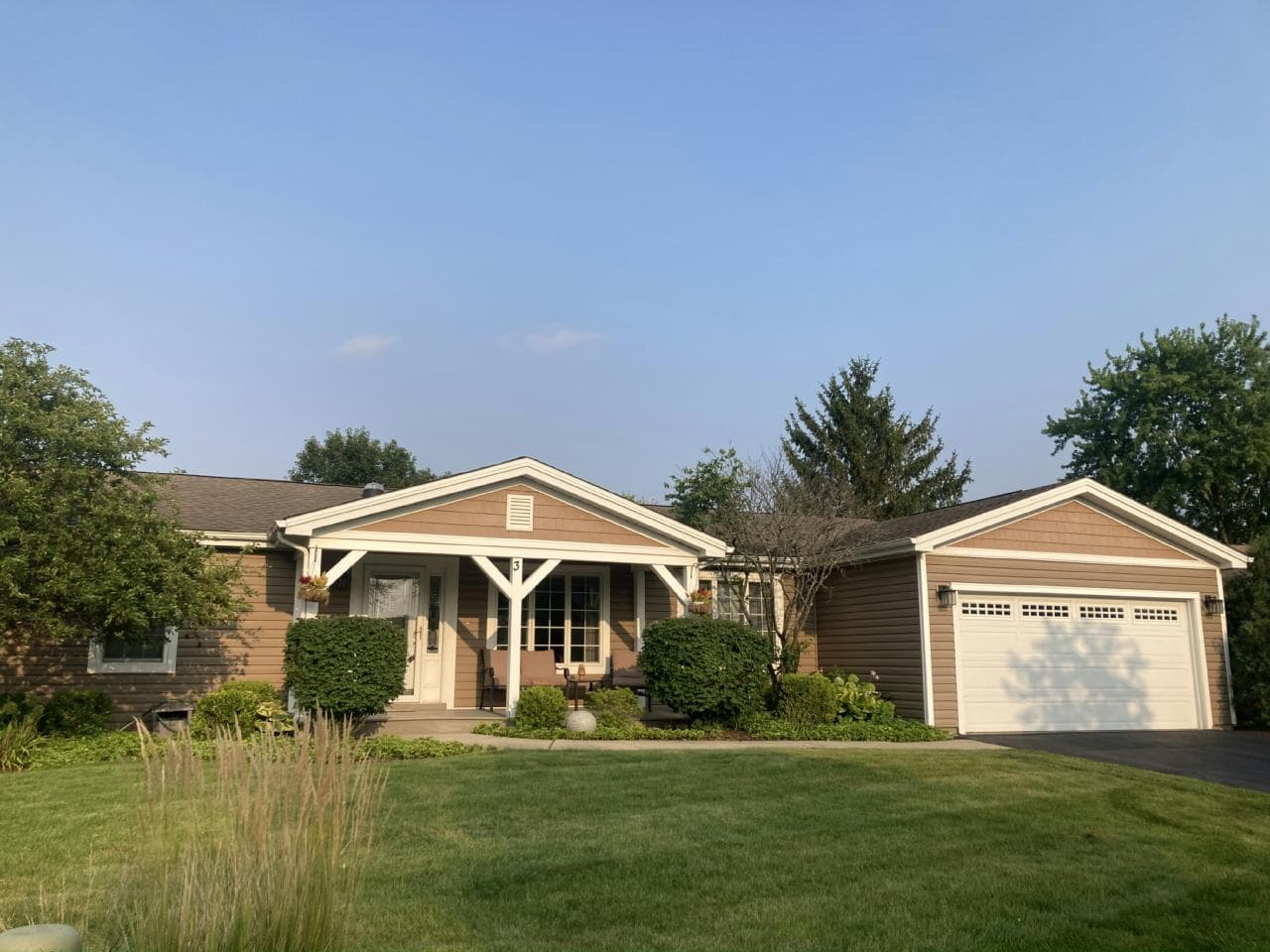 Manufactured home in Grayslake, IL 60030