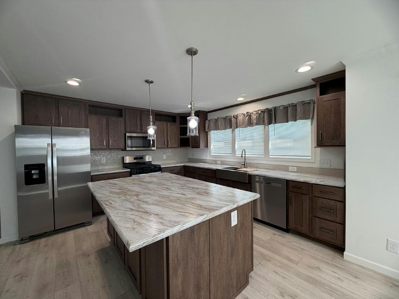 Manufactured home in Vineland, NJ 08361