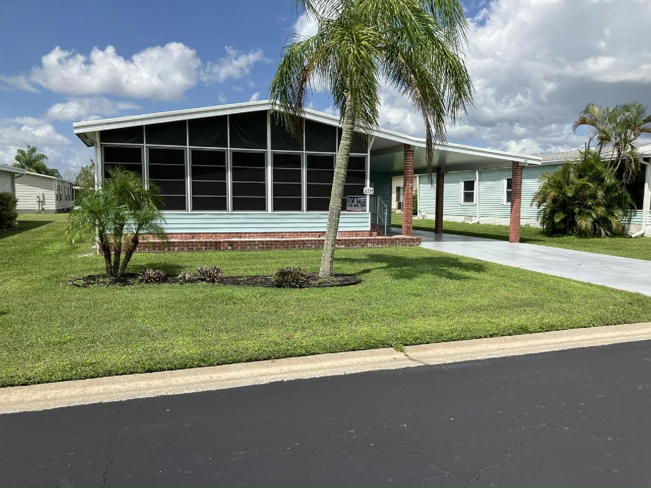 Manufactured home in Bonita Springs, FL 34135
