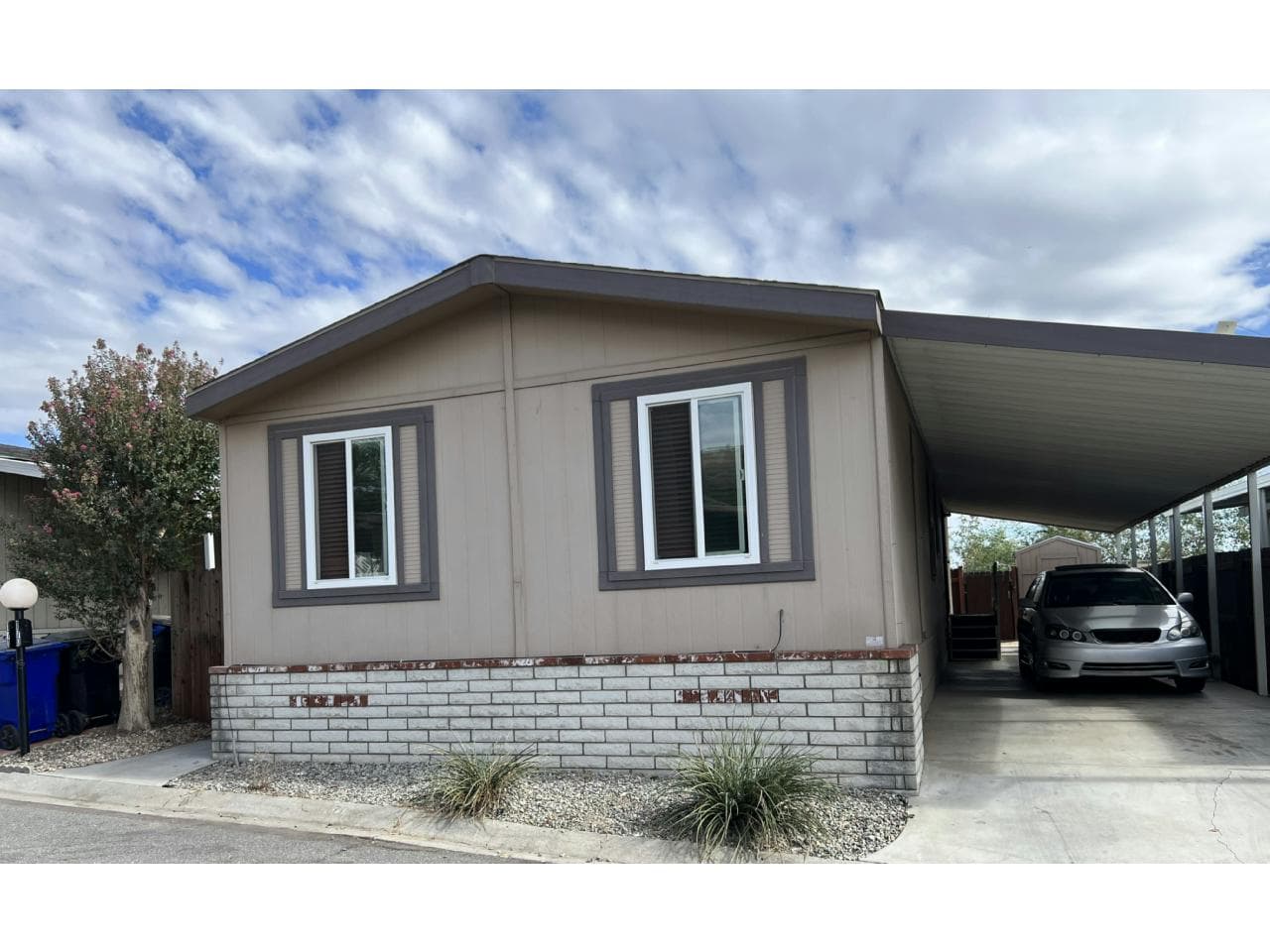 Manufactured home in Jurupa Valley, CA 92509