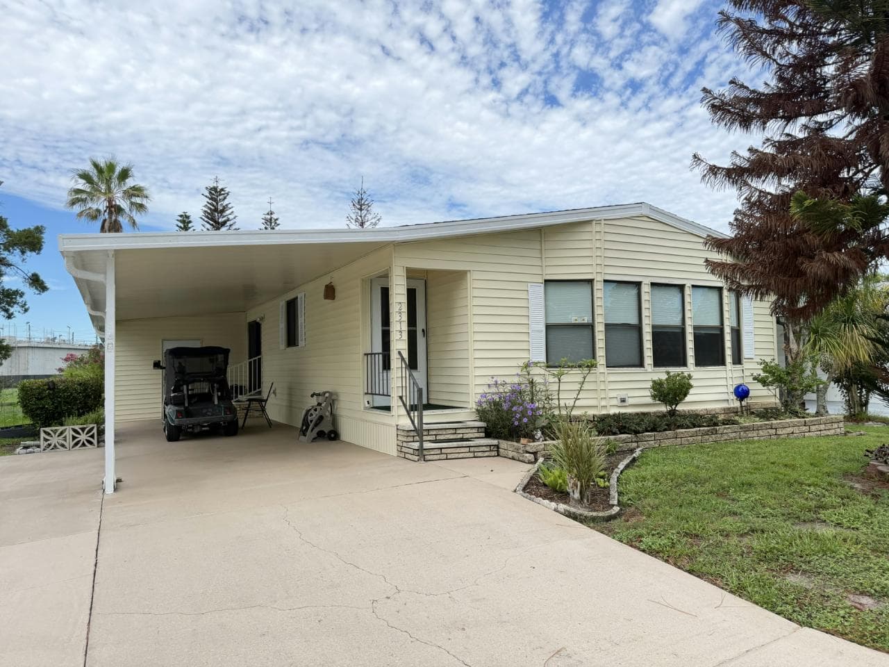 Manufactured home in Orlando, FL 32826