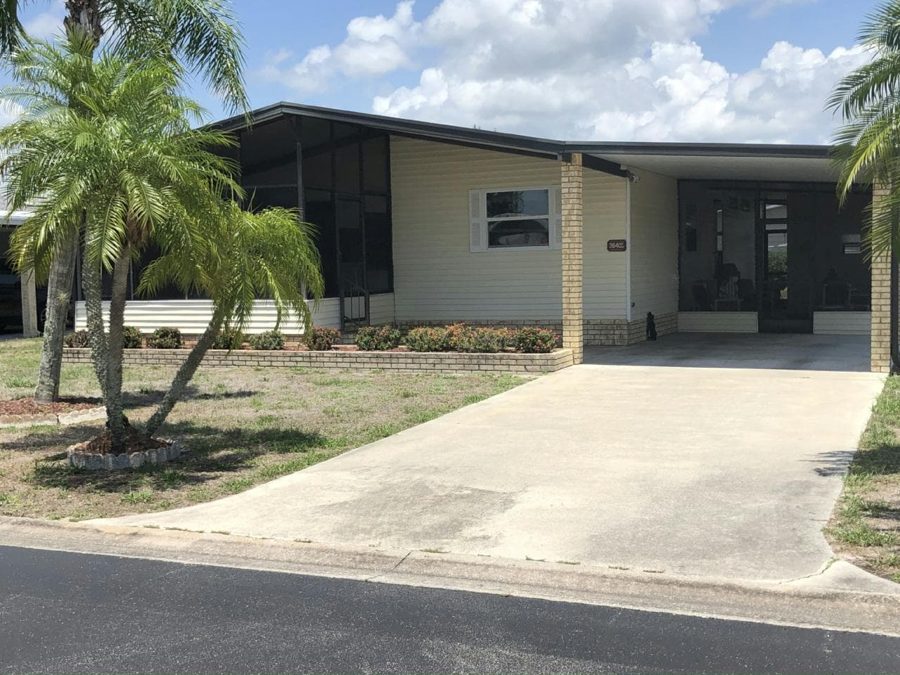 Manufactured home in Bonita Springs, FL 34135