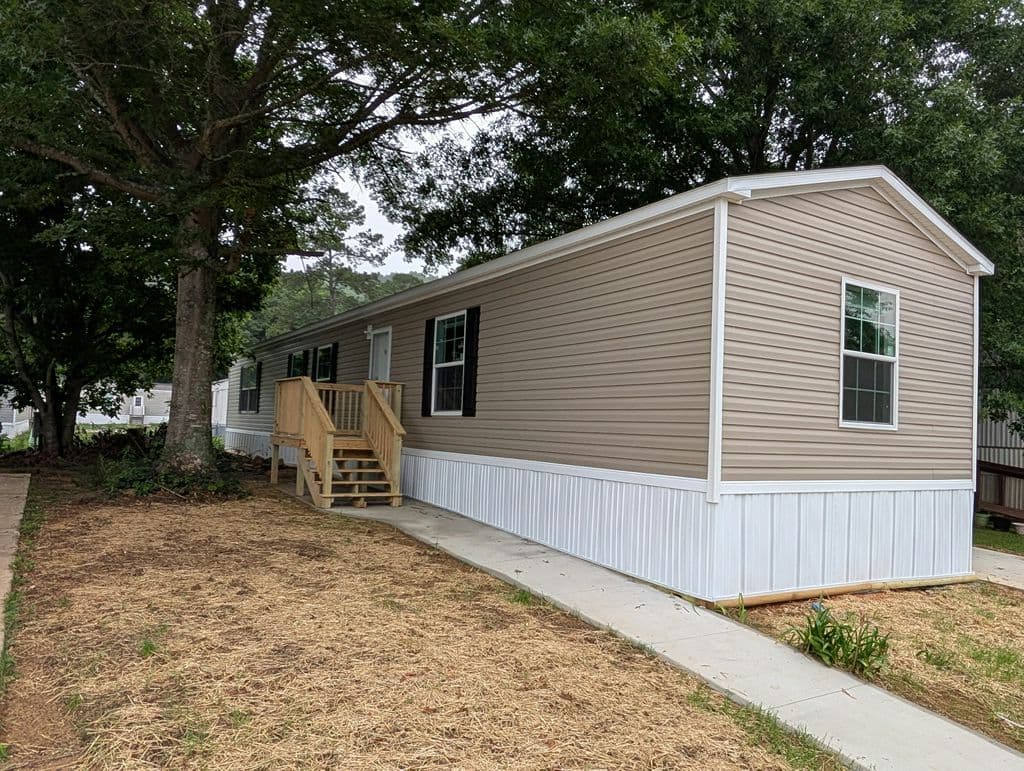Manufactured home in Birmingham, AL 35215