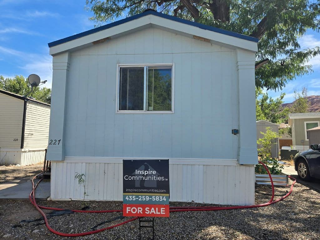 Manufactured home in Moab, UT 84532