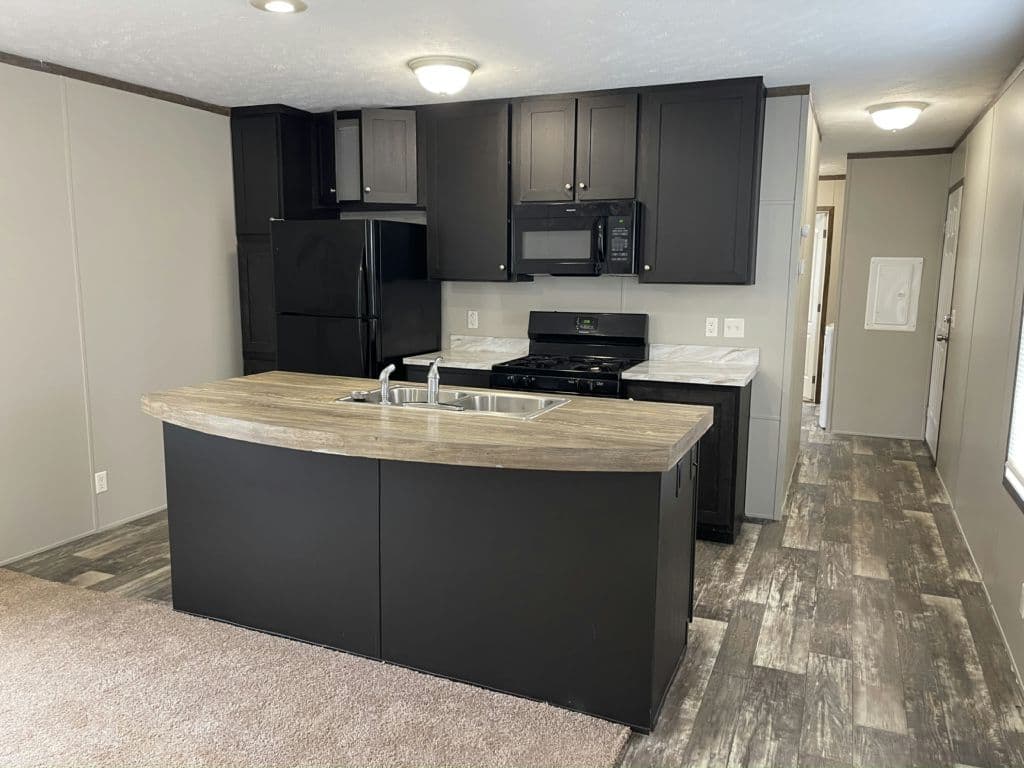 Manufactured home in Lynwood, IL 60411